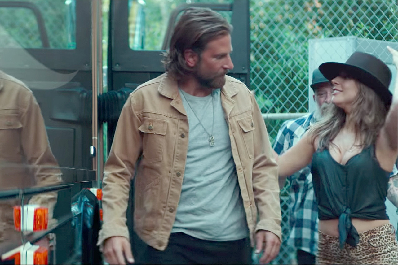 A Star Is Born Hits Big With A 42 Mil Opener But There Is Still No Best Picture Frontrunner