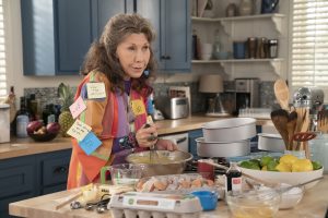 lily tomlin grace and frankie season 5